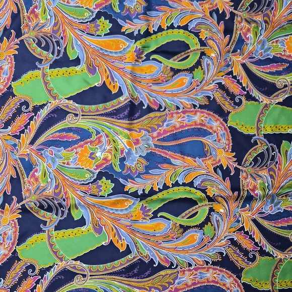 Ralph Lauren COLLECTION 100% Silk Scarf – Vibrant Ornate Print Made In Italy - Picture 3 of 6